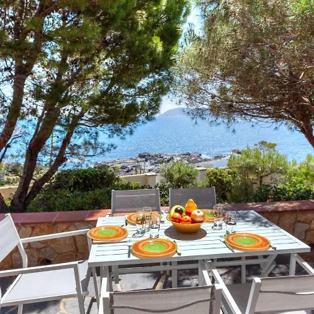 Holiday La Falconera Holiday home Llanca