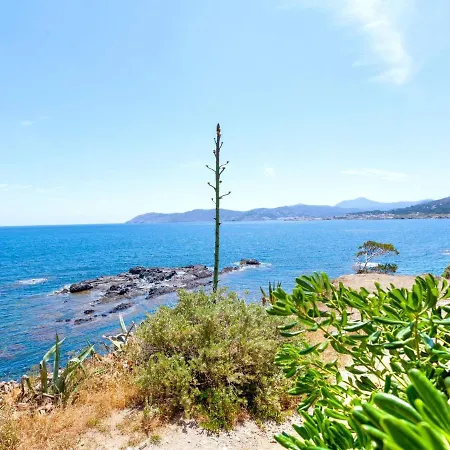 Holiday La Falconera Holiday home Llanca
