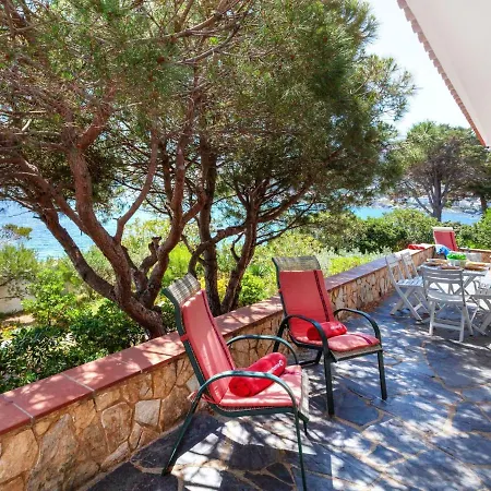 Holiday home Holiday La Falconera Llanca